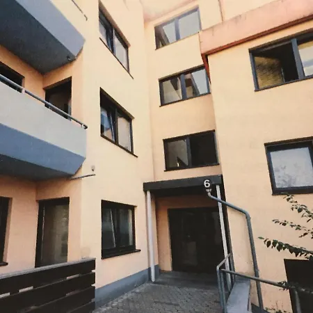 Zwei Mit Balkon Und Stellplatz Voll Moebliert *