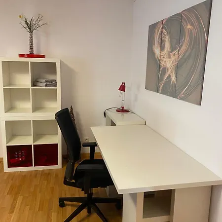 Daire Zwei Mit Balkon Und Stellplatz Voll Moebliert