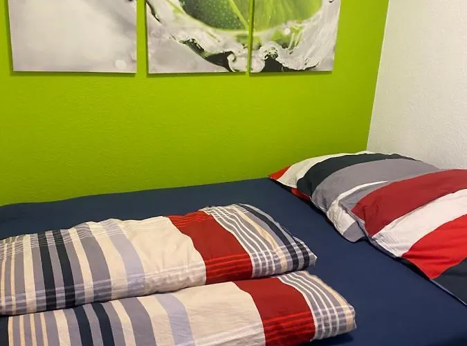 Zwei Mit Balkon Und Stellplatz Voll Moebliert Lejlighed Trier