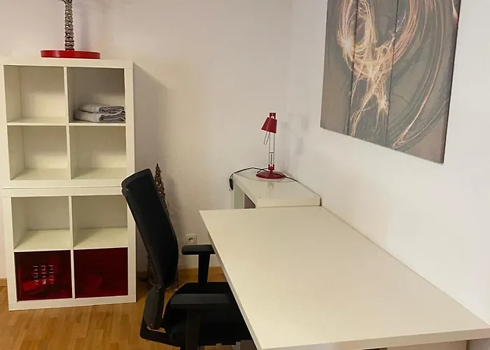 公寓 Zwei Mit Balkon Und Stellplatz Voll Moebliert